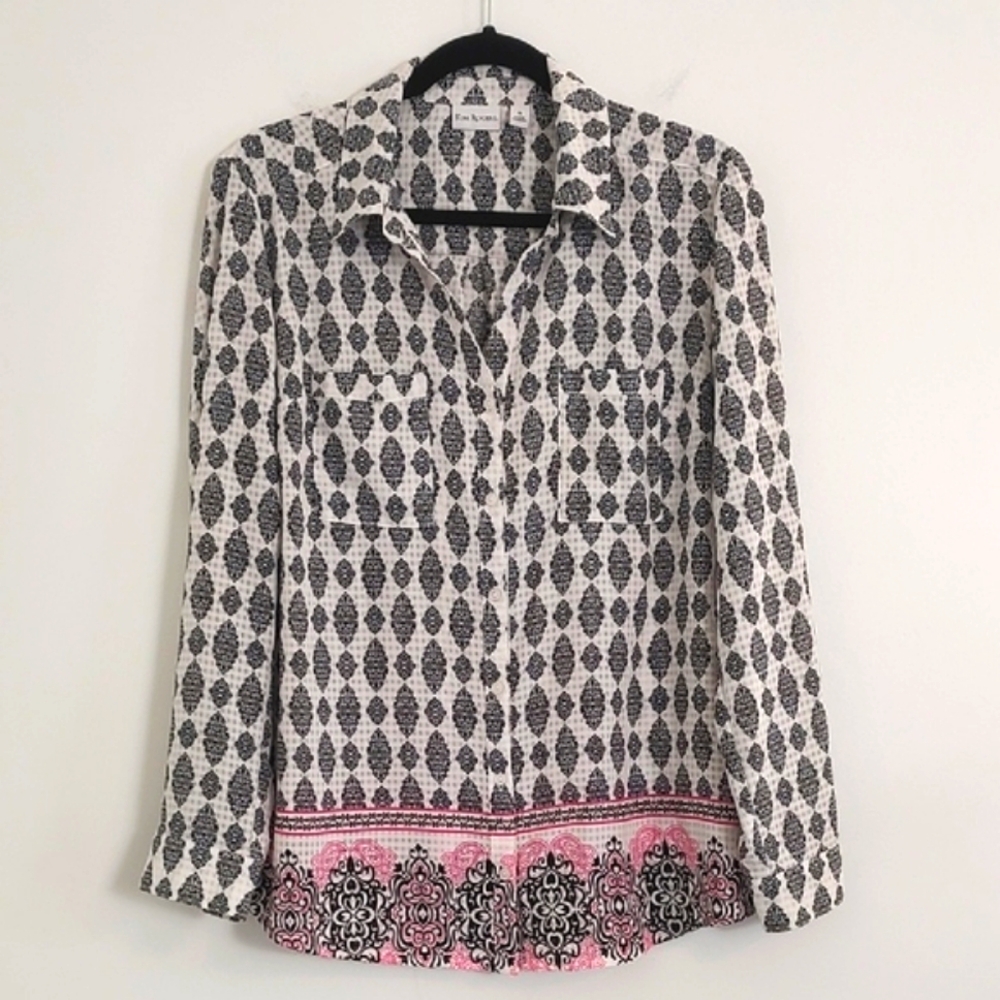 Kim Rogers Woman's Button Front Patterned Blouse /Size M